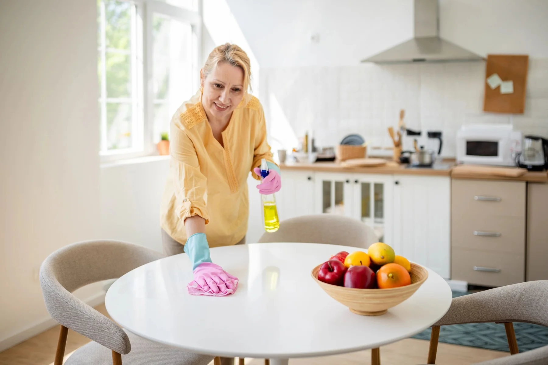 Smart Cleaning team at work